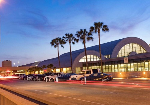 What airport is near Santa Ana California?